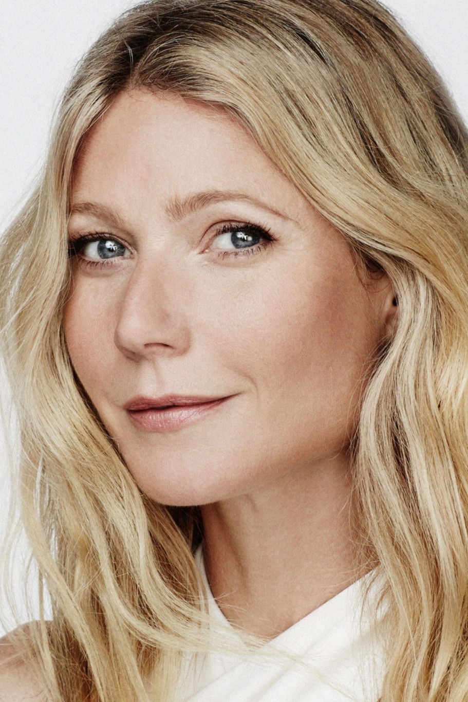 Gwyneth Paltrow - headshot