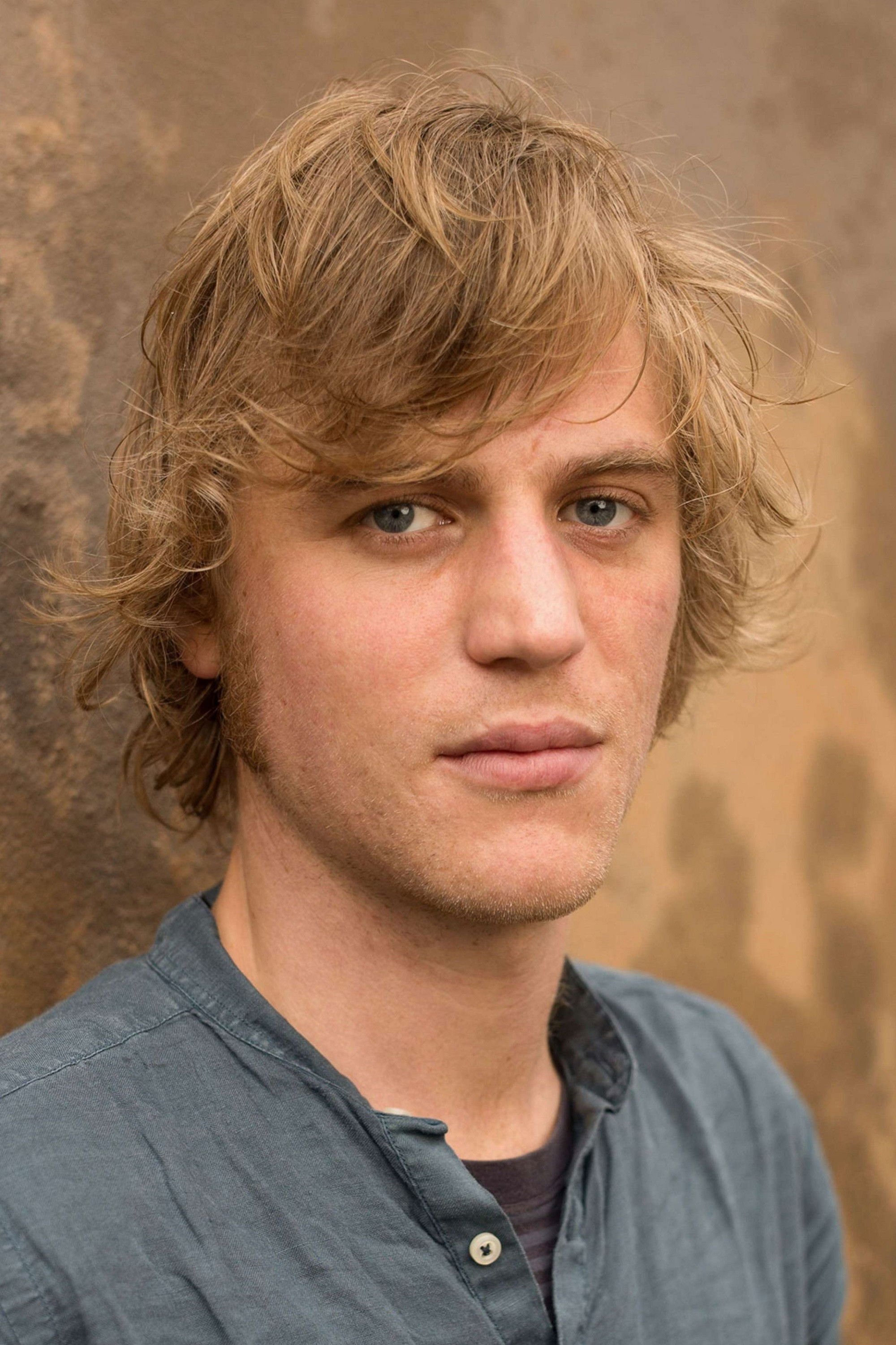 Johnny Flynn - headshot