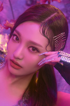 Ning Yi Zhuo - headshot