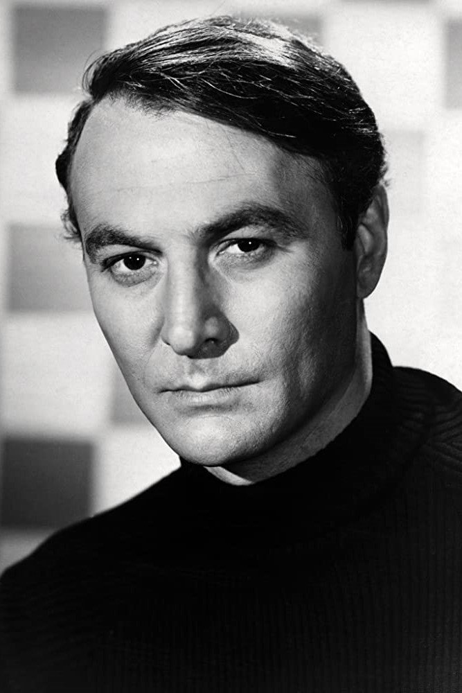 Robert Loggia - headshot