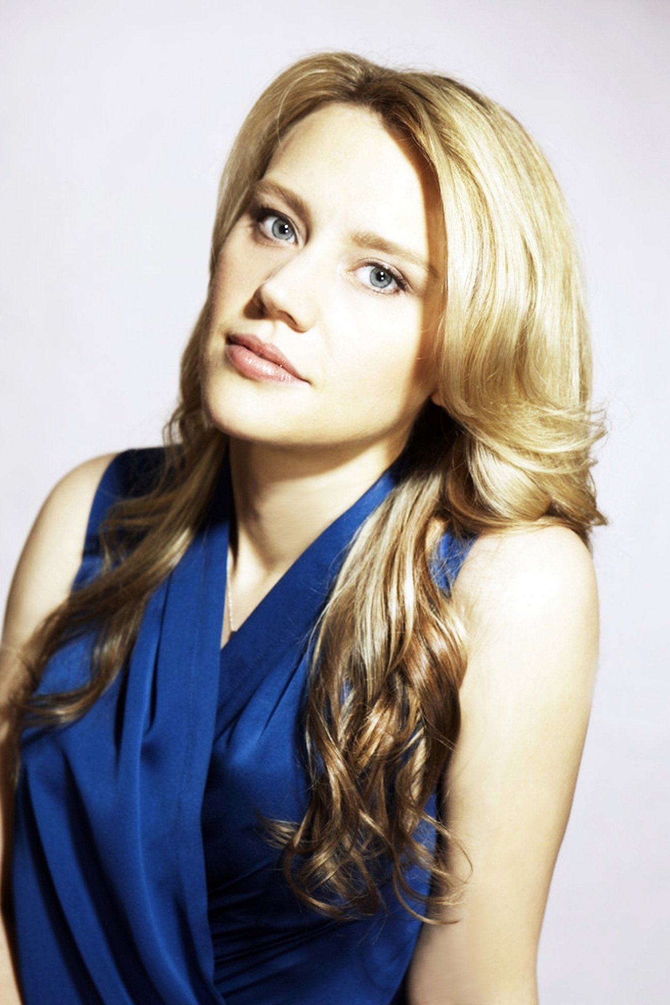 Kate McKinnon - headshot