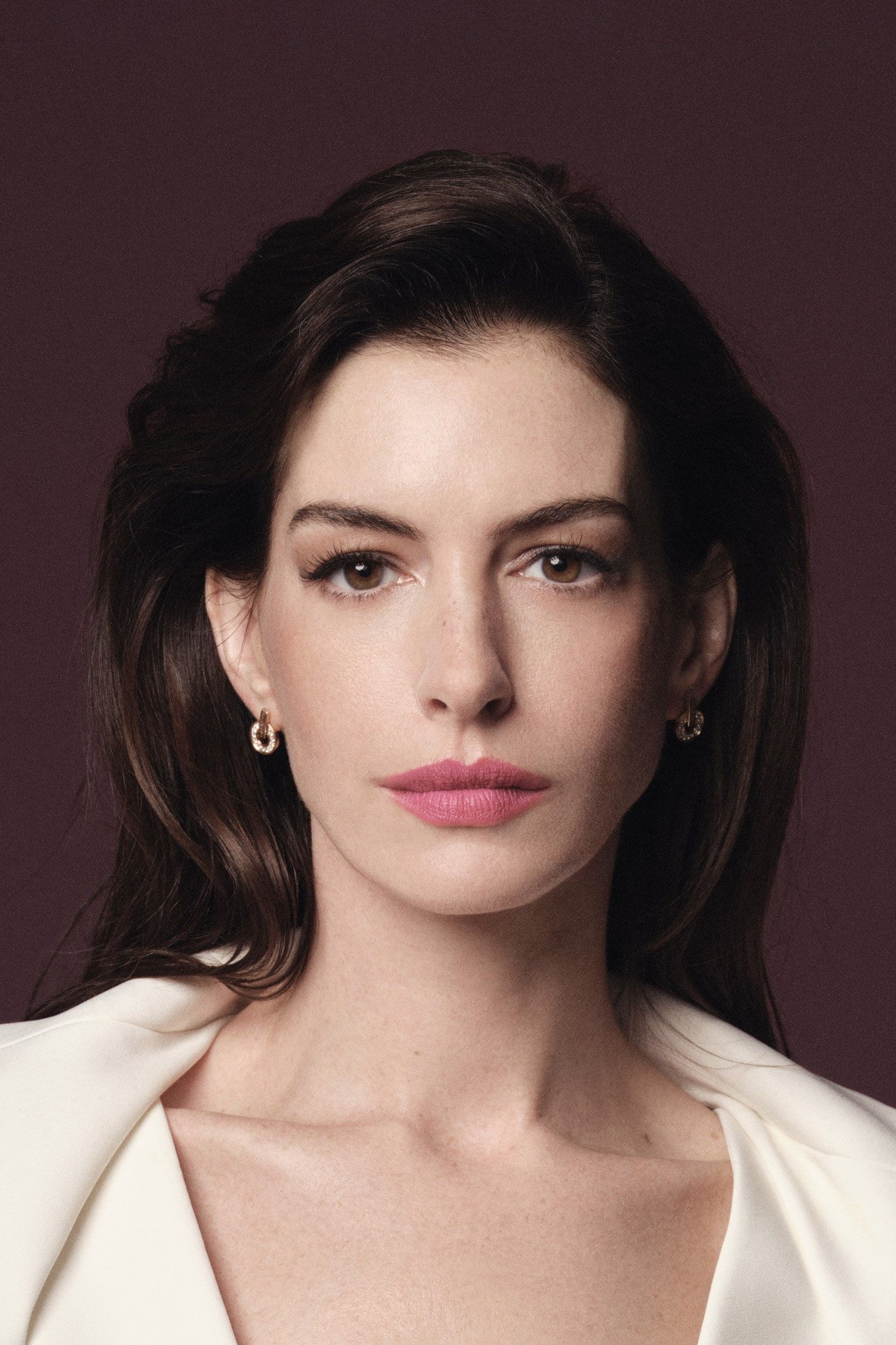 Anne Hathaway - headshot