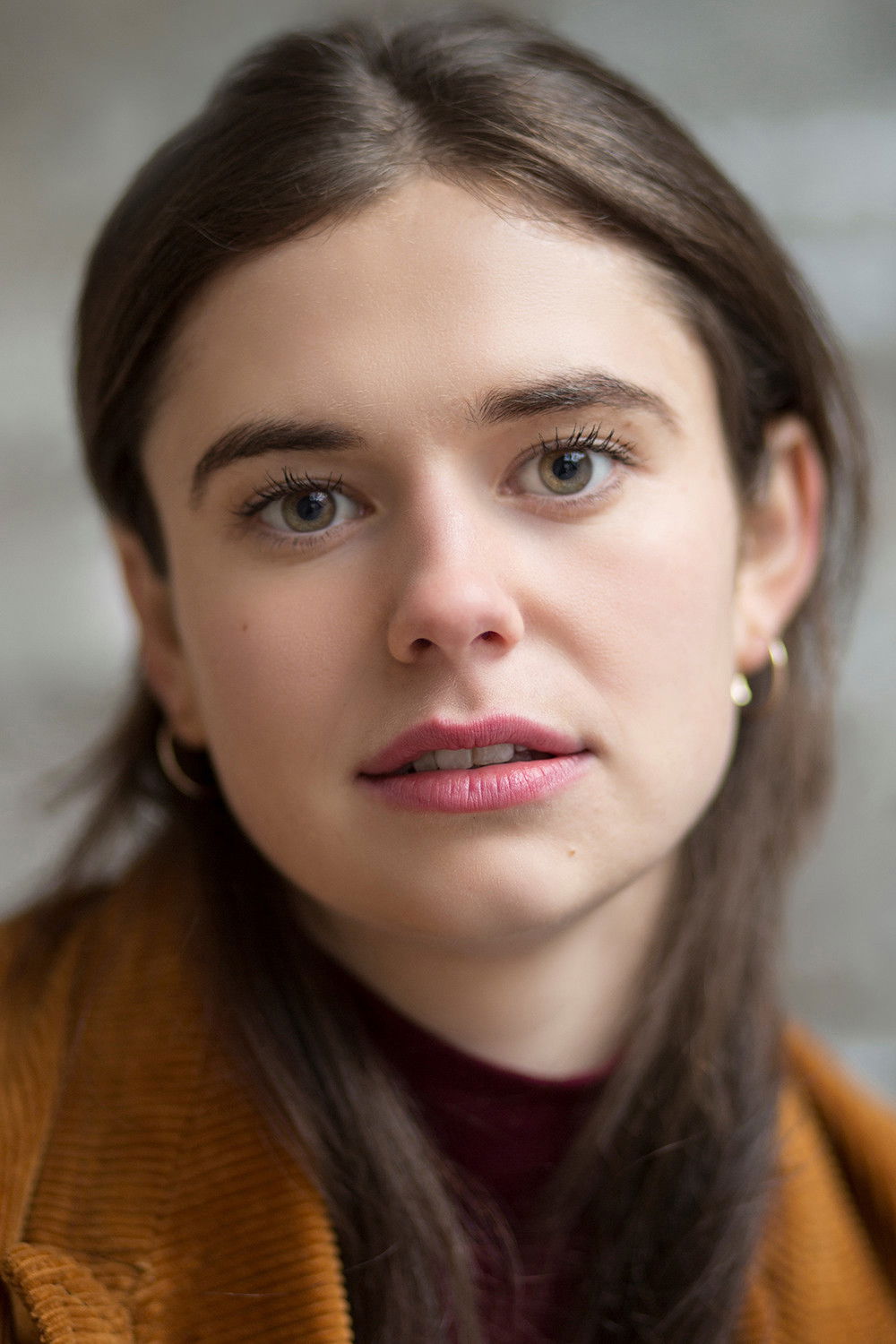 Alison Oliver - headshot