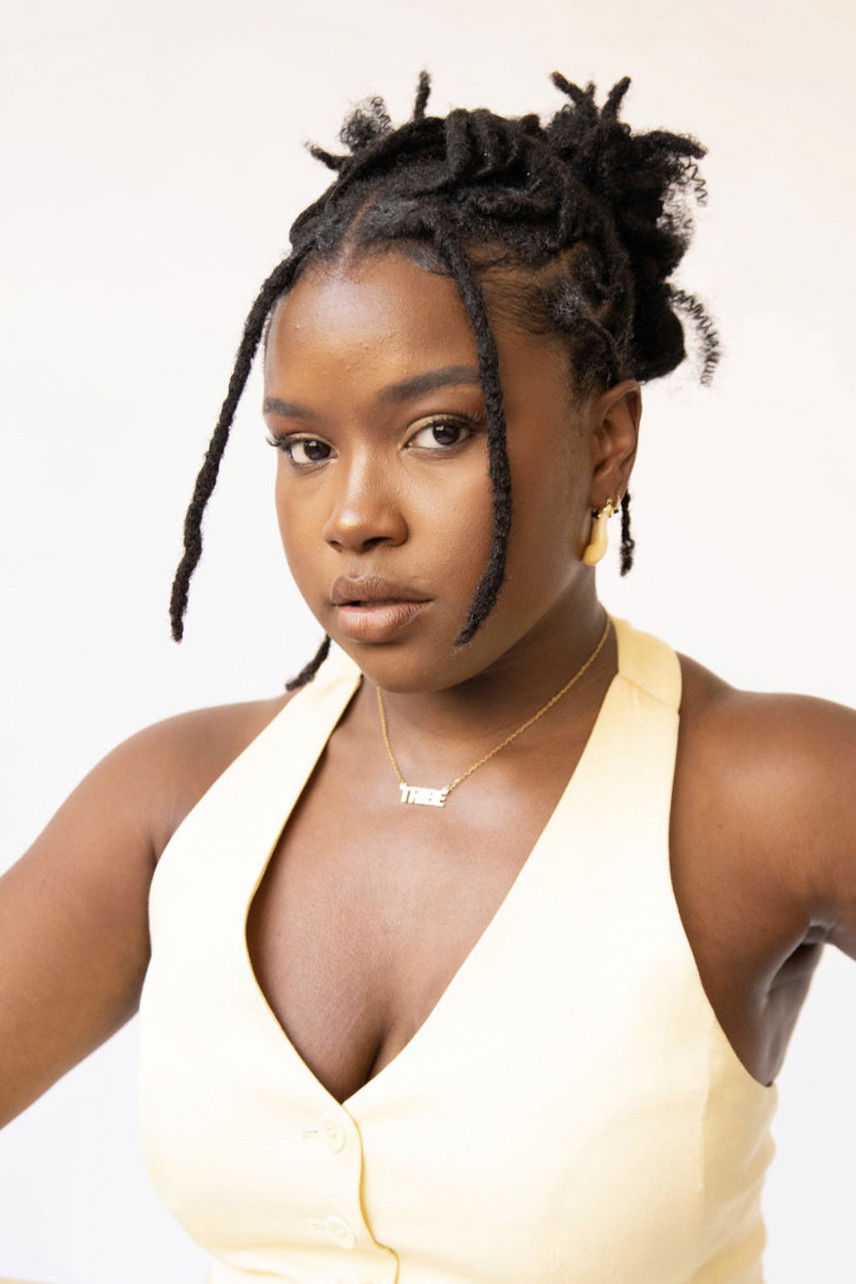 Courtney Taylor - headshot