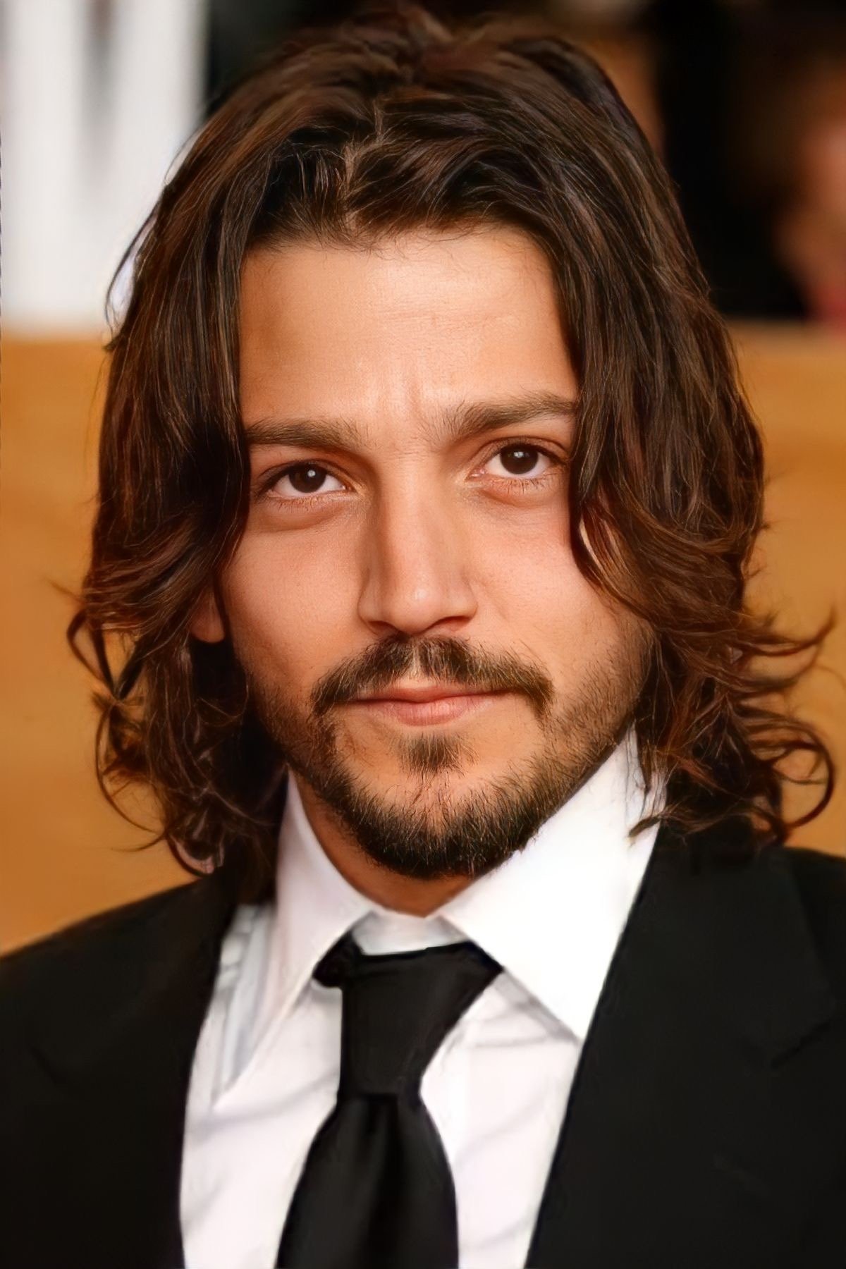 Diego Luna - headshot