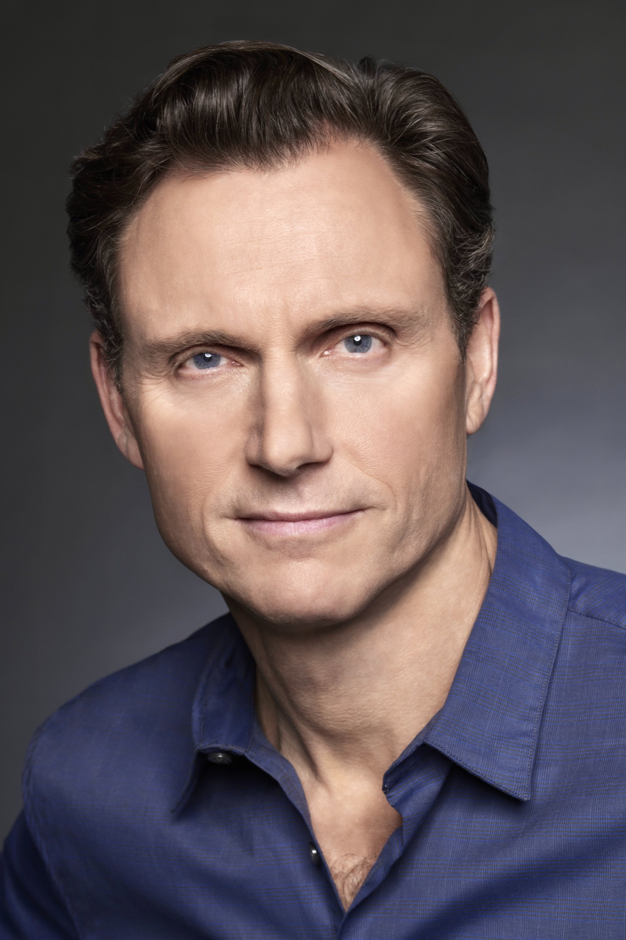 Tony Goldwyn - headshot