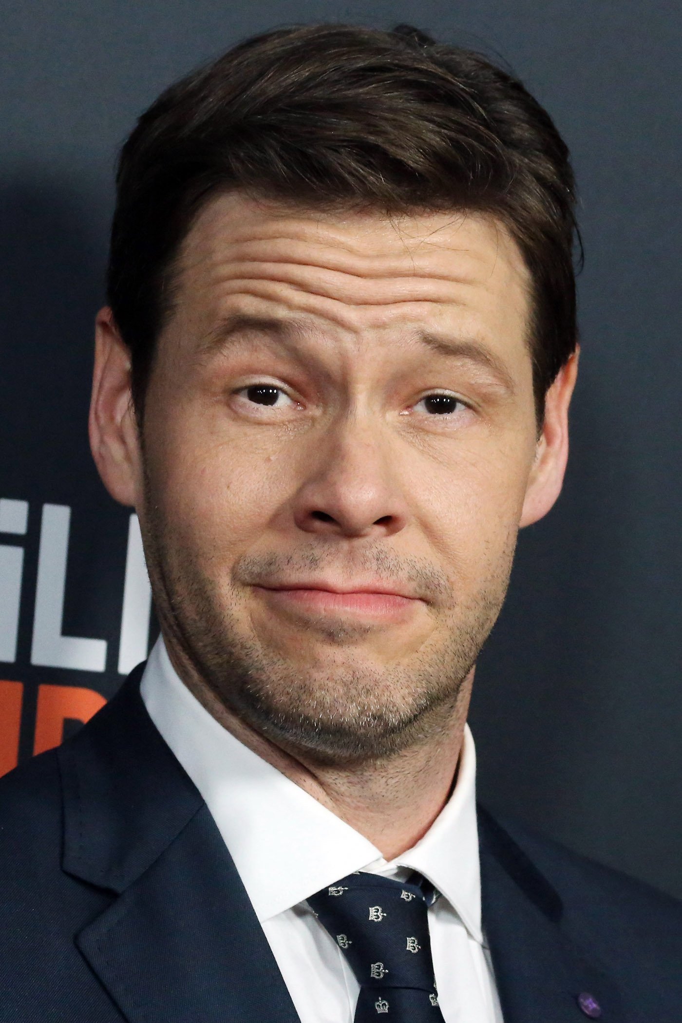 Ike Barinholtz - headshot