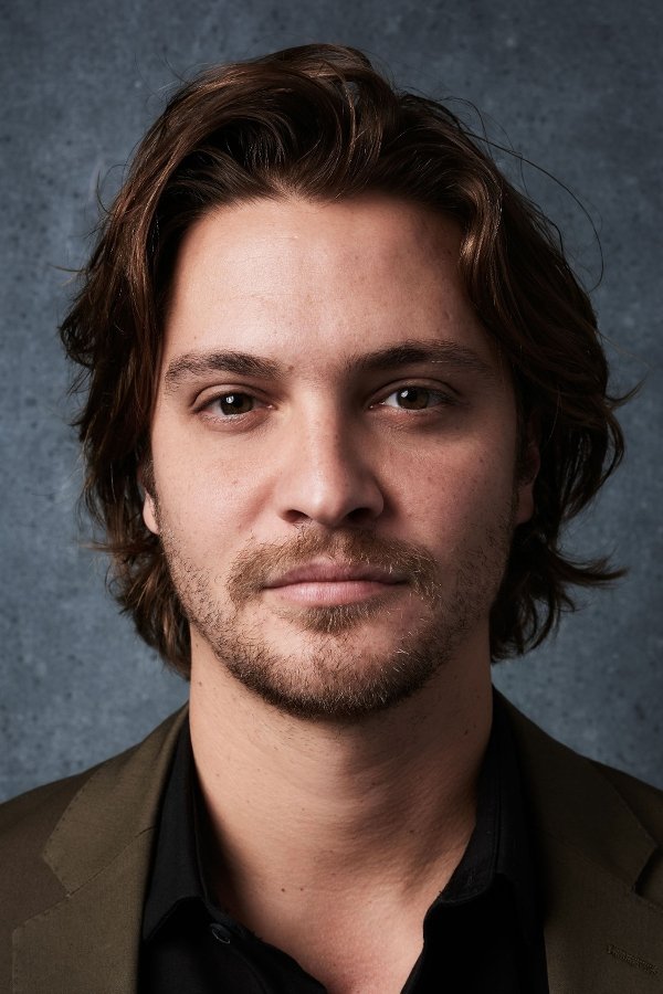 Luke Grimes - headshot