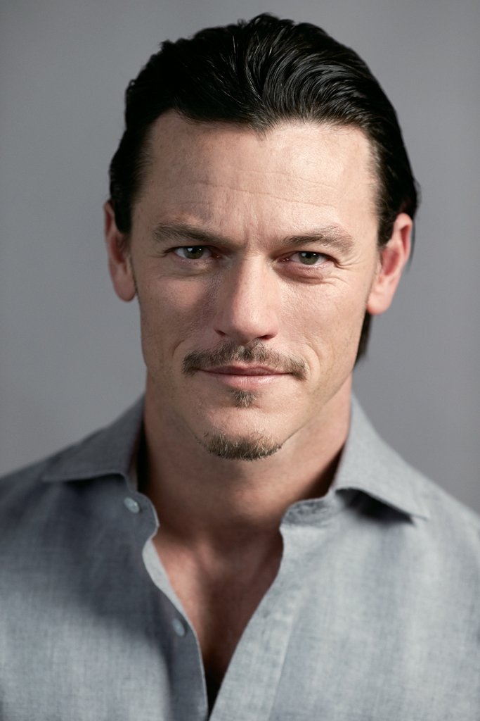 Luke Evans - headshot