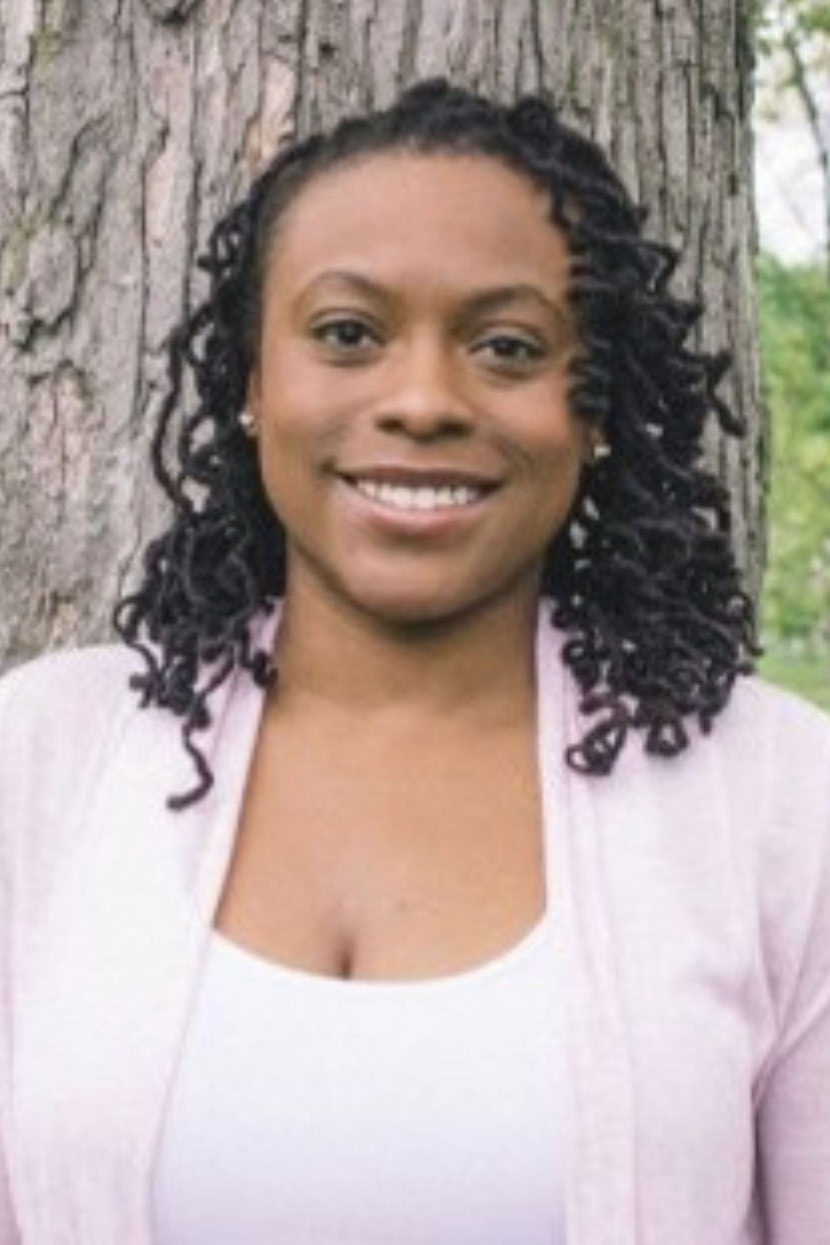 Dorla Bell - headshot