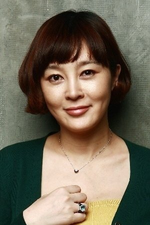 Lee Seung-yun - headshot