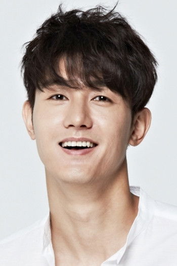 Lee Ki-woo - headshot