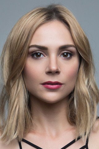 Karissa Lee Staples - headshot