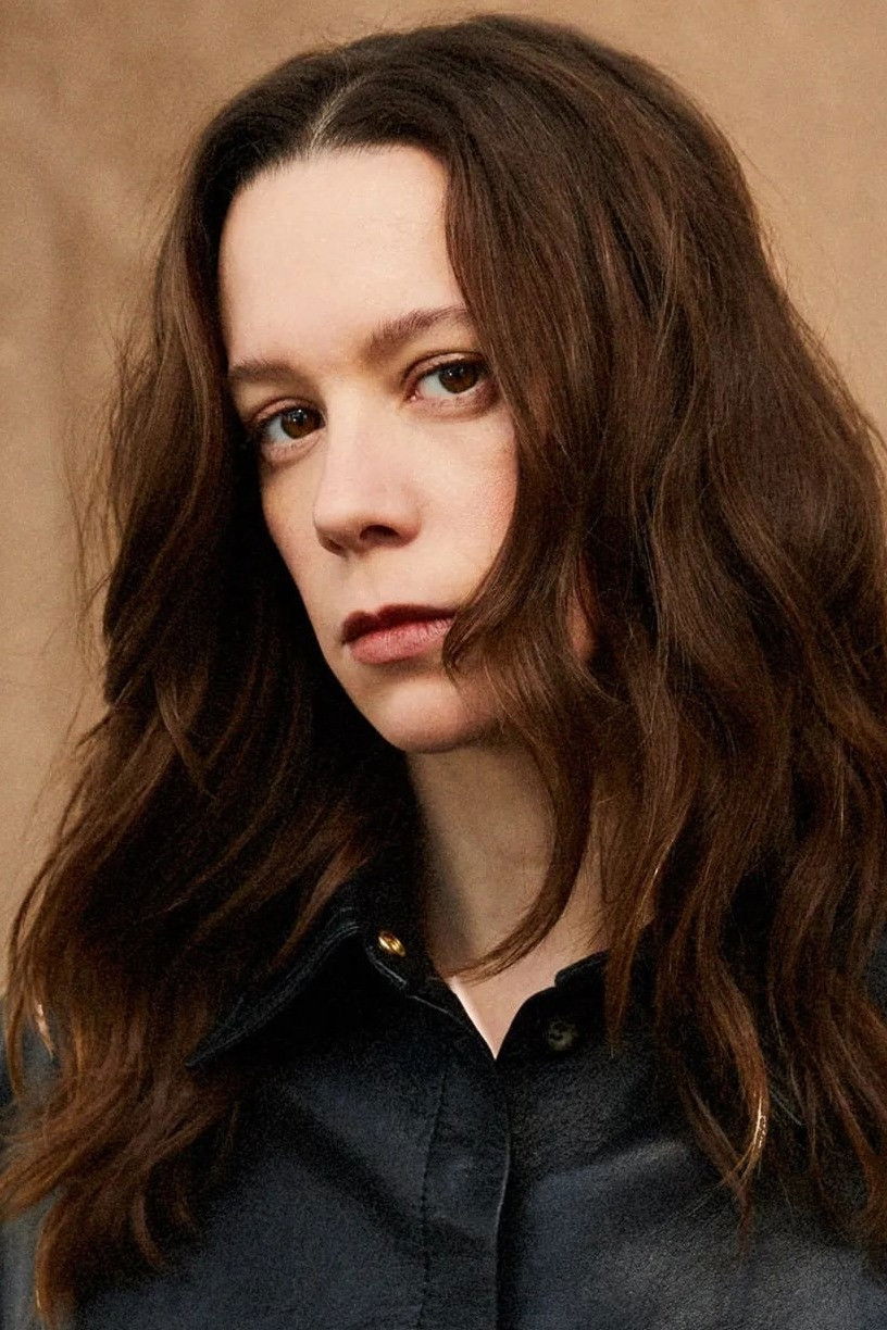 Chloe Pirrie - headshot