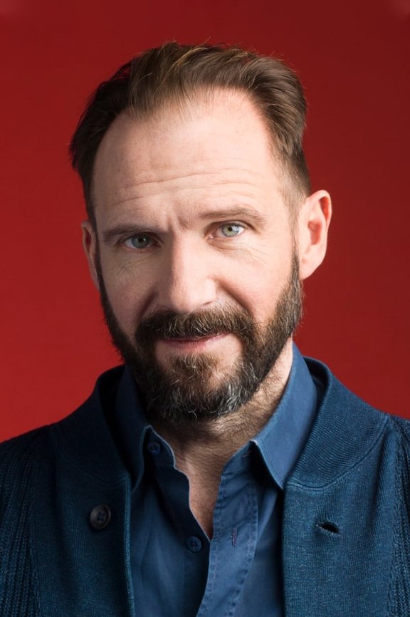 Ralph Fiennes - headshot