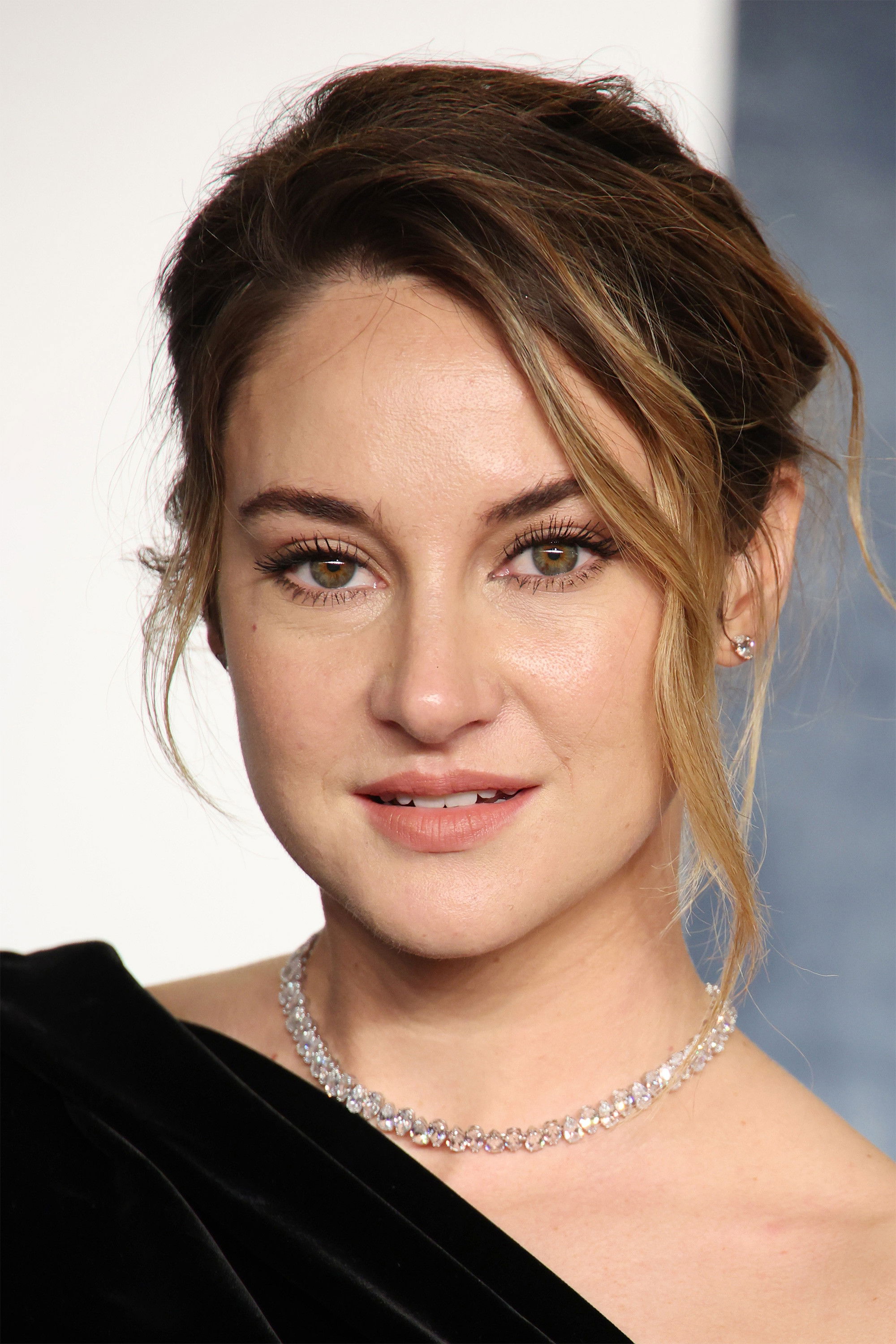 Shailene Woodley - headshot