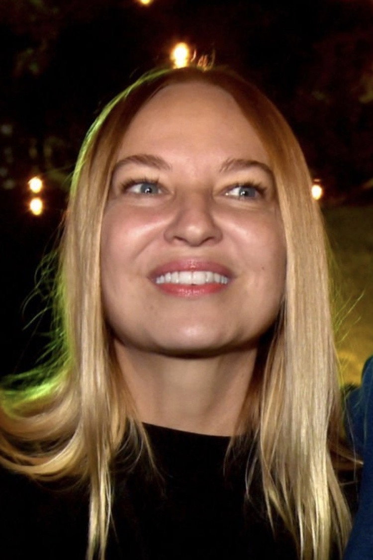 Sia - headshot
