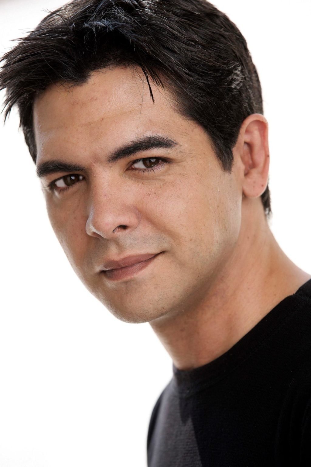 Alexis Cruz - headshot