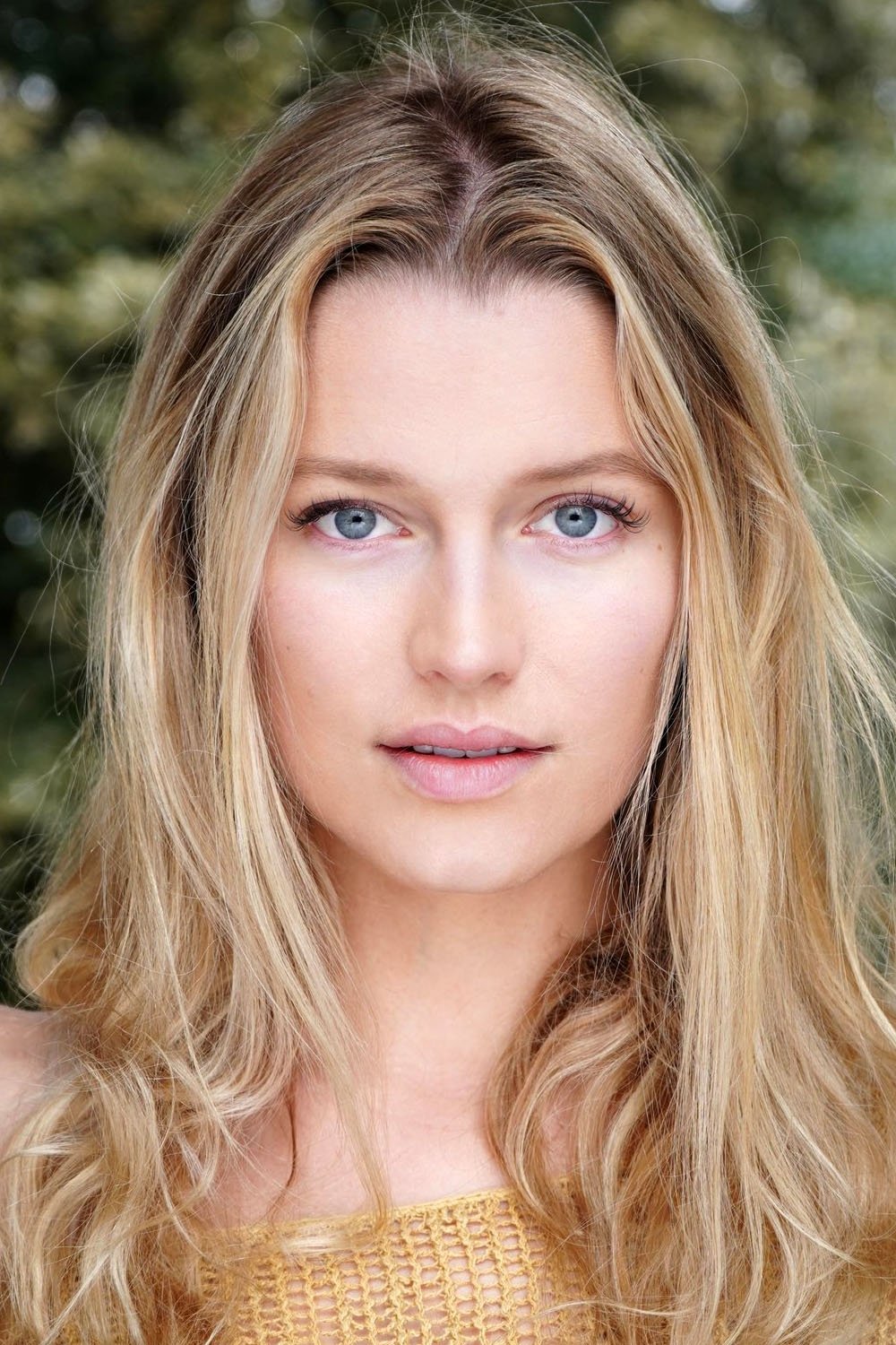 Jessica Madsen - headshot