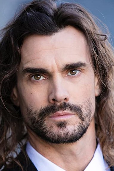 Eric Michael Cole - headshot