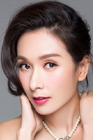 Kristy Yang - headshot