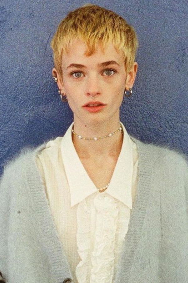 Esther-Rose McGregor - headshot