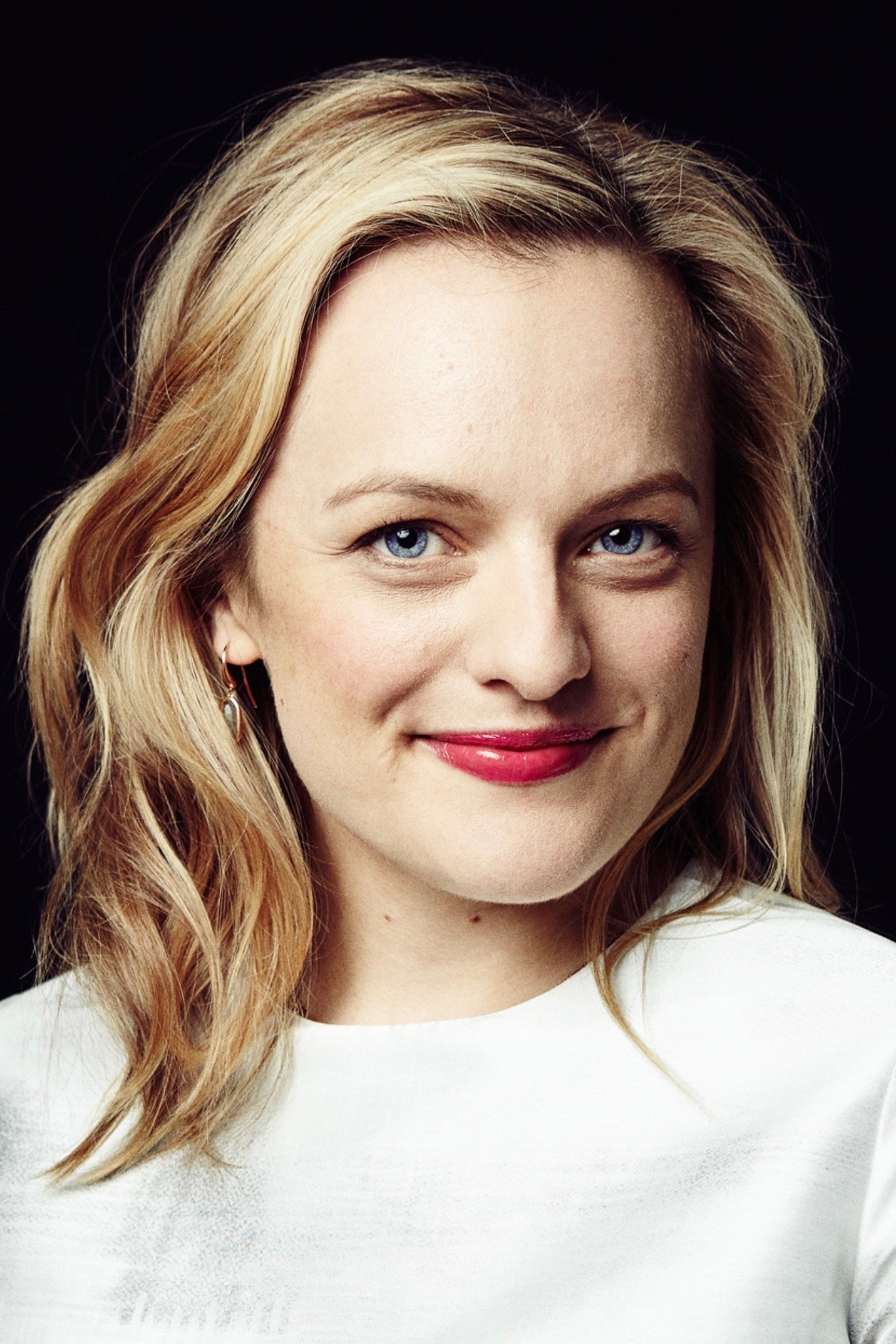Elisabeth Moss - headshot