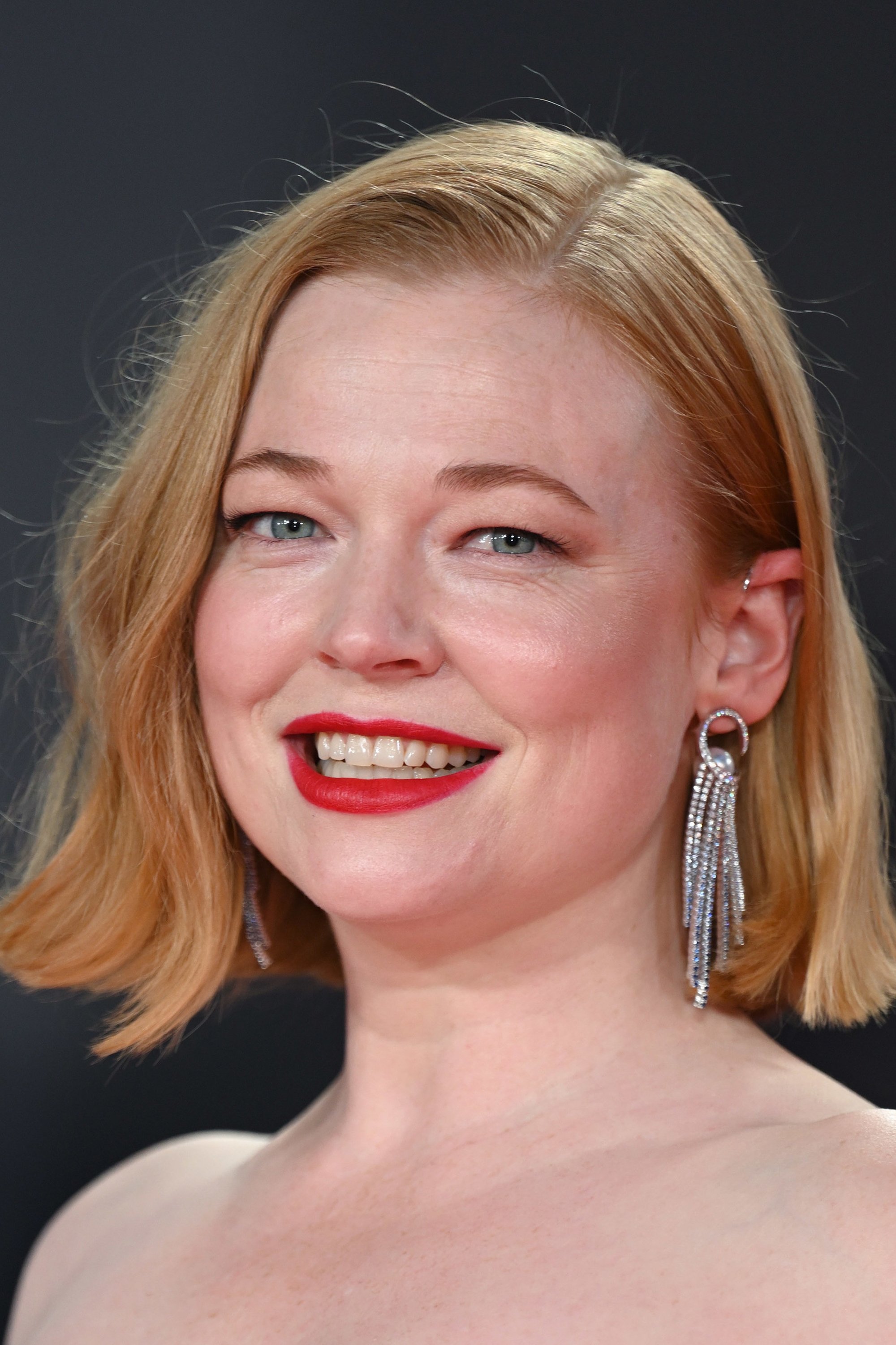 Sarah Snook - headshot