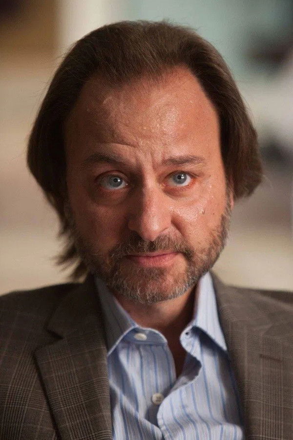 Fisher Stevens - headshot