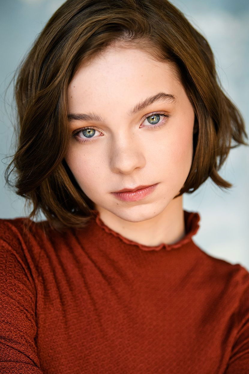 Emma Myers - headshot