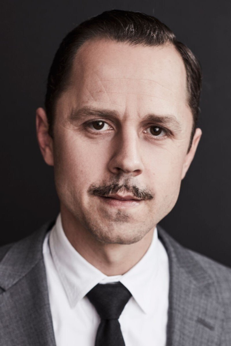 Giovanni Ribisi - headshot