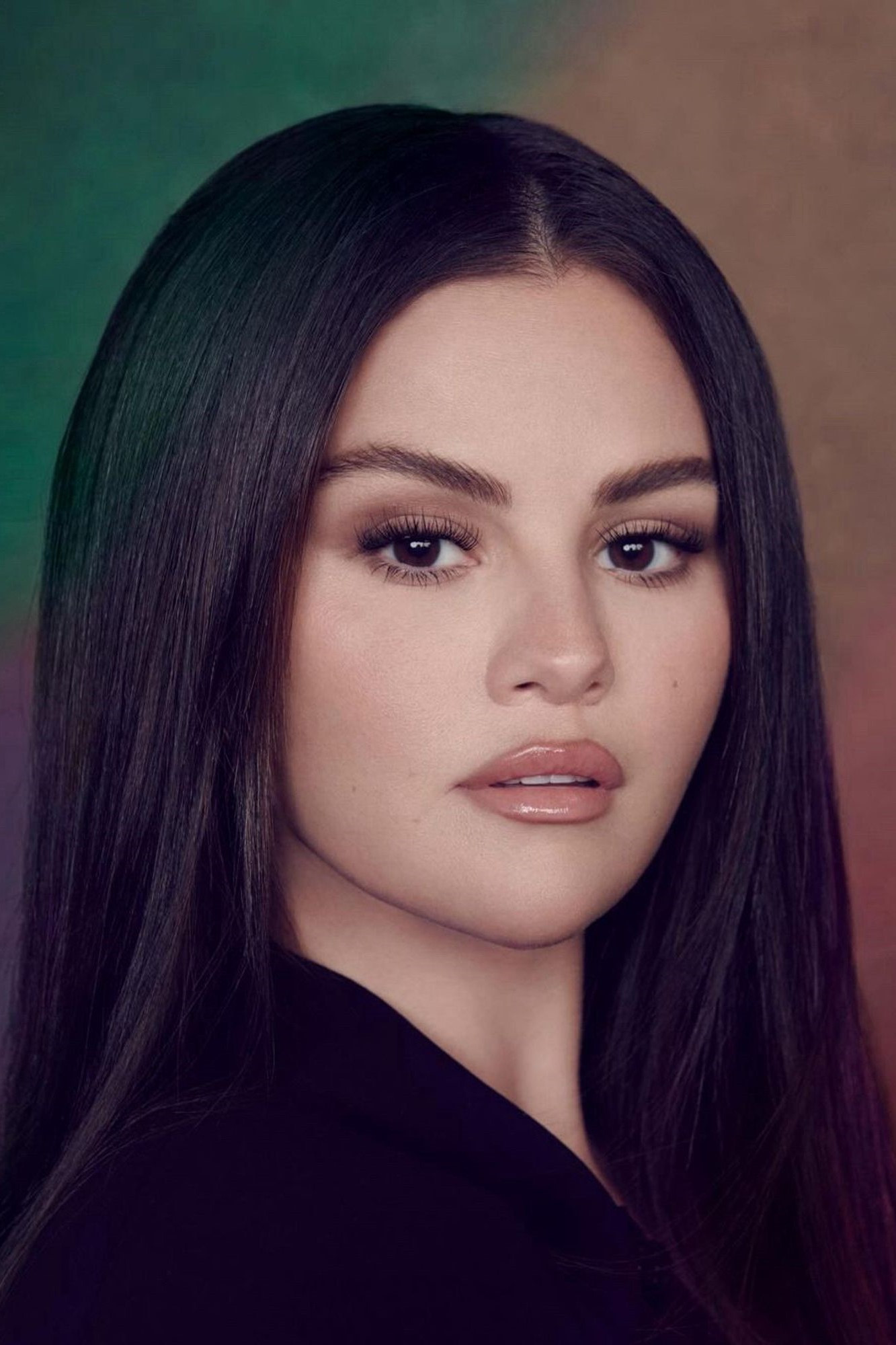 Selena Gomez - headshot
