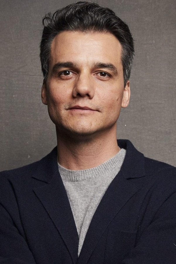 Wagner Moura - headshot