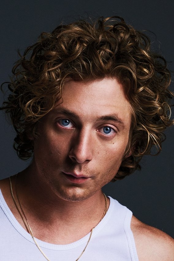 Jeremy Allen White - headshot