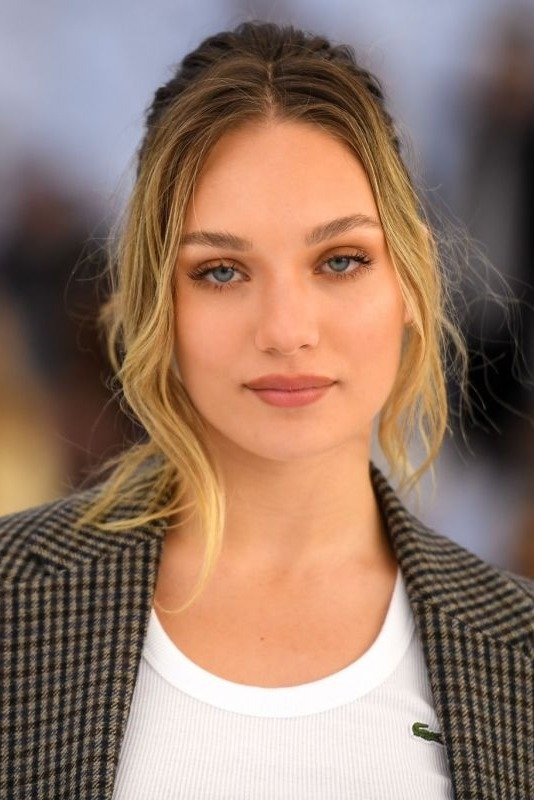 Maddie Ziegler - headshot