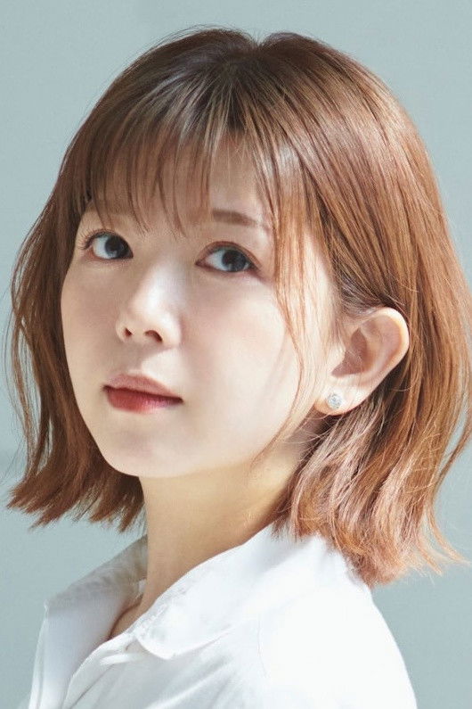 Yui Makino - headshot